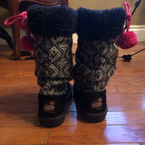 Skechers | 4 - Picture 4 of 7